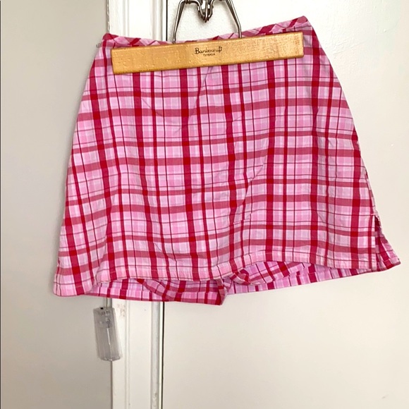 Pink, white and red plaid mini skirt/skort! - Picture 1 of 12